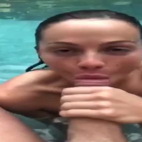 Babe swallows big dick in jacuzzi