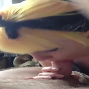 Yellow haired tart blows and swallows