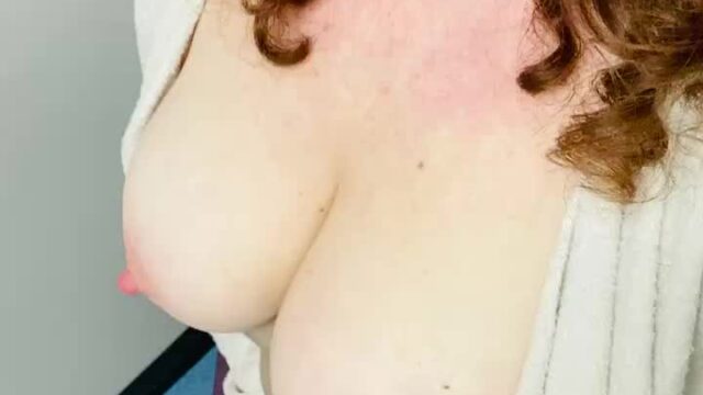 Mom nipples are getting hard by solo fun