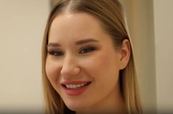 Sexy Blonde Babe Amalia Davis Fucked